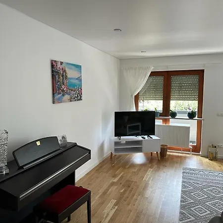 Lichtdurchflutete 90 M2 Drei Duplexwohnung In Altperlach *