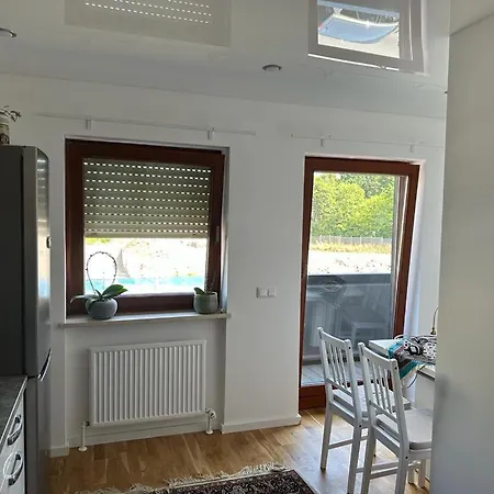Lichtdurchflutete 90 M2 Drei Duplexwohnung In Altperlach Apartment