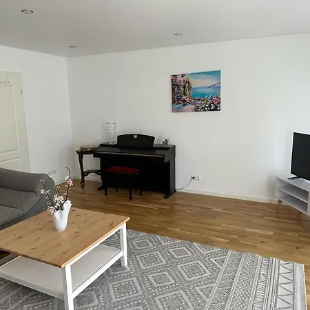 Lichtdurchflutete 90 M2 Drei Duplexwohnung In Altperlach Apartment *