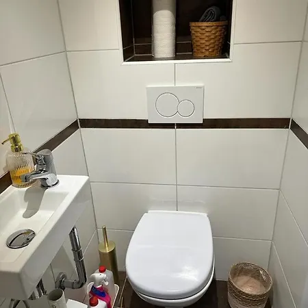 Apartament Lichtdurchflutete 90 M2 Drei Duplexwohnung In Altperlach