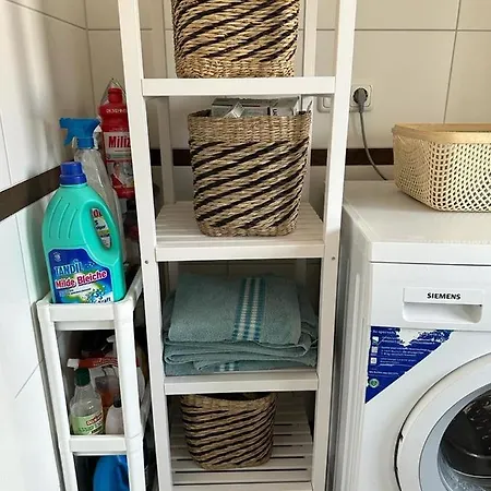Lichtdurchflutete 90 M2 Drei Duplexwohnung In Altperlach Apartment