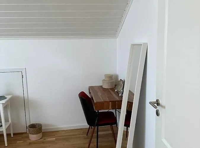 Lichtdurchflutete 90 M2 Drei Duplexwohnung In Altperlach 아파트 뮌헨