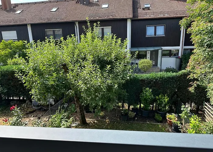 아파트 Lichtdurchflutete 90 M2 Drei Duplexwohnung In Altperlach 뮌헨