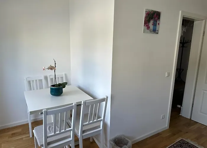 Lichtdurchflutete 90 M2 Drei Duplexwohnung In Altperlach Апартаменты Мюнхен