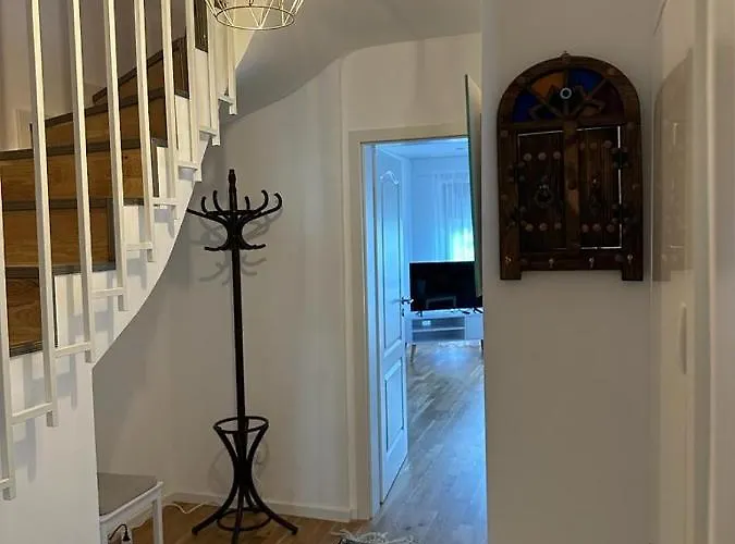 Appartement Lichtdurchflutete 90 M2 Drei Duplexwohnung In Altperlach Munich