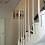 Lichtdurchflutete 90 M2 Drei Duplexwohnung In Altperlach *