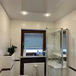 Lichtdurchflutete 90 M2 Drei Duplexwohnung In Altperlach 公寓 *