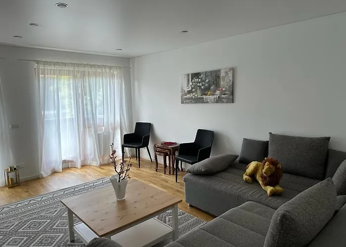 アパート Lichtdurchflutete 90 M2 Drei Duplexwohnung In Altperlach *
