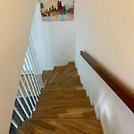 Lichtdurchflutete 90 M2 Drei Duplexwohnung In Altperlach