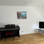 Lichtdurchflutete 90 M2 Drei Duplexwohnung In Altperlach Apartmán Mnichov