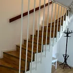 Lichtdurchflutete 90 M2 Drei Duplexwohnung In Altperlach *