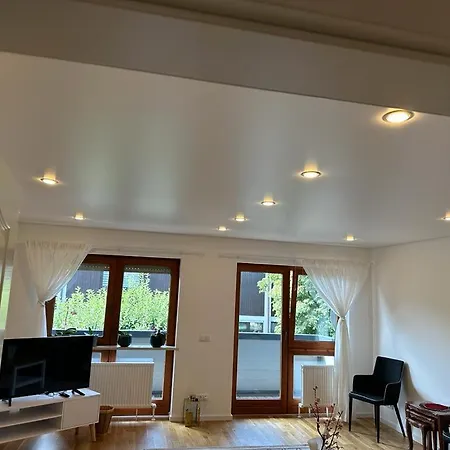 Lichtdurchflutete 90 M2 Drei Duplexwohnung In Altperlach Апартаменты *