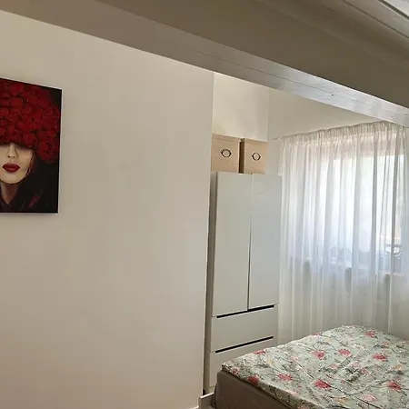 Апартаменты Lichtdurchflutete 90 M2 Drei Duplexwohnung In Altperlach *