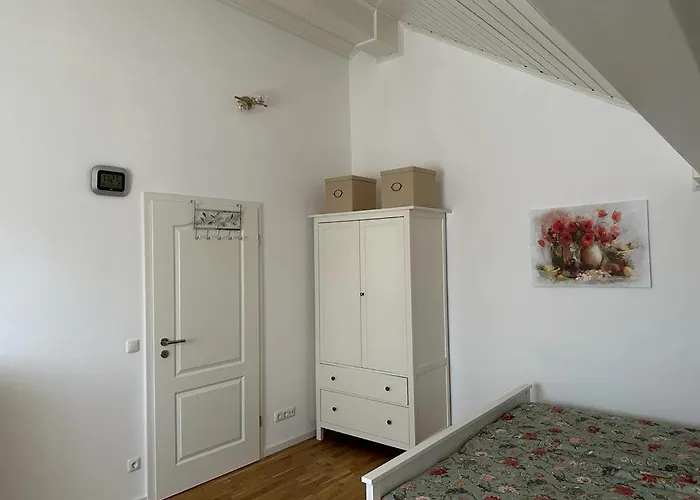 Lichtdurchflutete 90 M2 Drei Duplexwohnung In Altperlach Apartman München